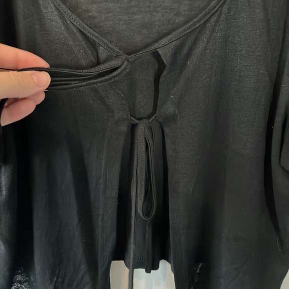 Black crop tie up shirt - Picture 4 of 4